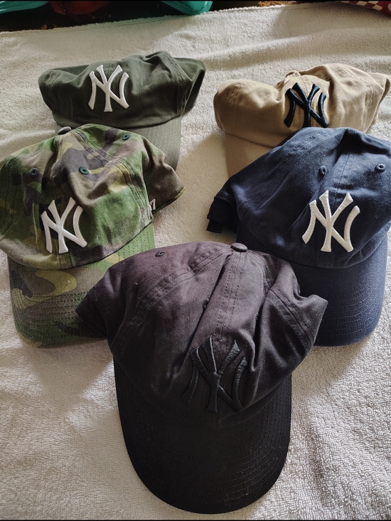 MLB Other - 5 New York Yankees Hat Bundle Camo, Khaki Black Navy Blue And Black